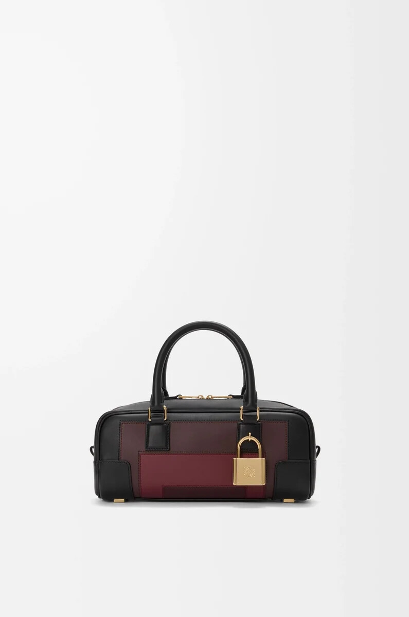 amazona 23 cropped bag aus nappa-kalbsleder schwarzburgunderrot