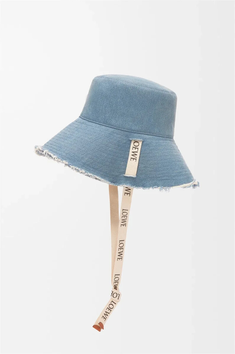 ausgefranste fischermütze aus denim und kalbsleder blauer denim