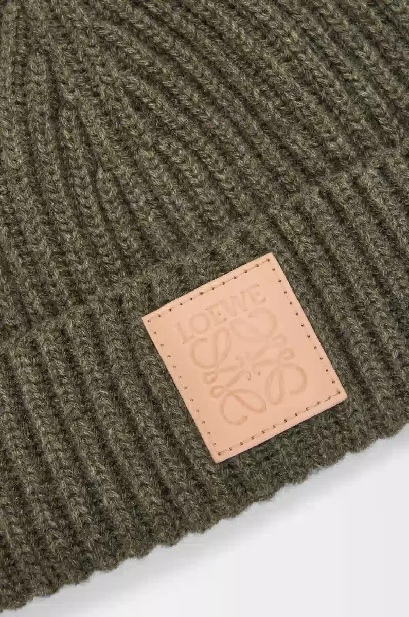 mütze aus kaschmir in dunkelkhaki