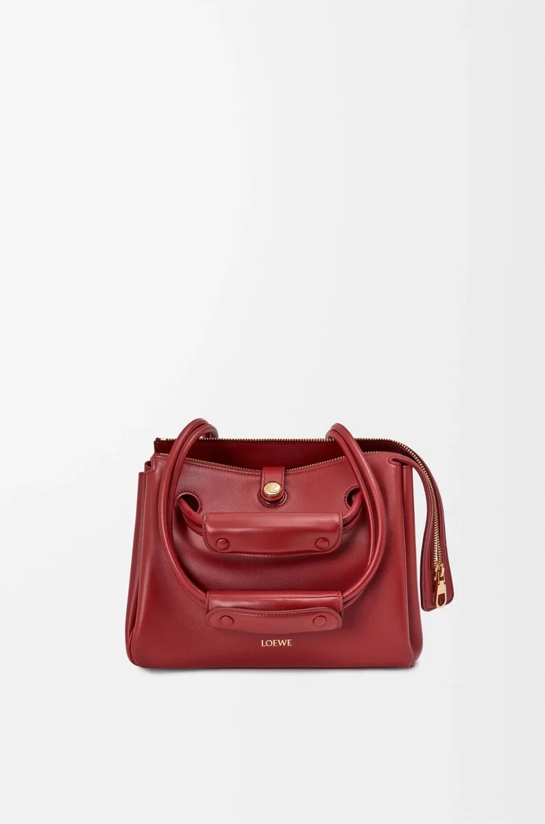 kleine madrid-tasche aus geschmeidigem kalbsleder in gebranntem rot