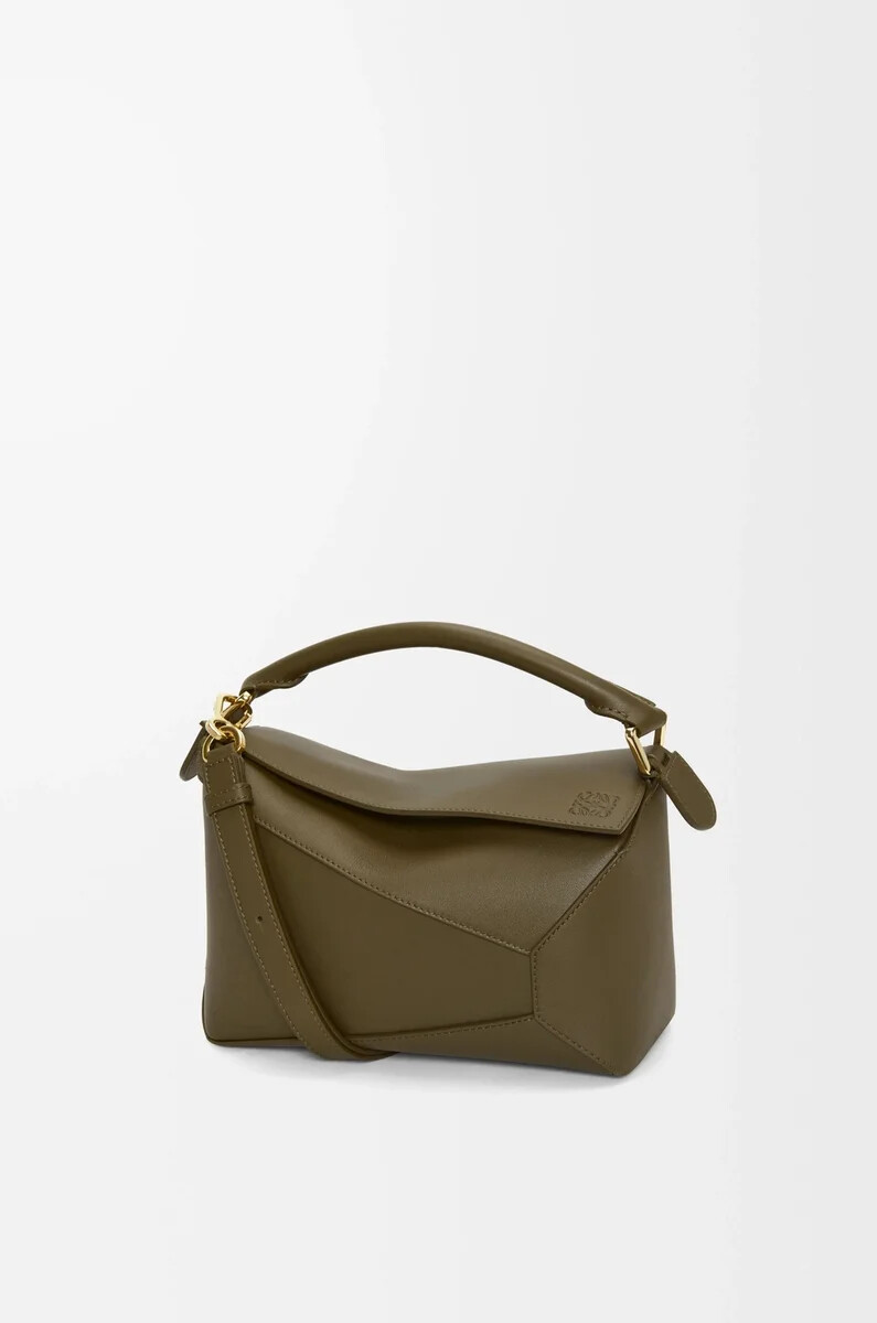 kleine puzzle edge tasche aus klassischem kalbsleder in dunkelkhaki