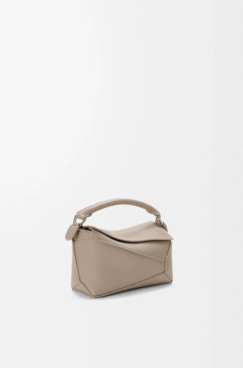 mini puzzle edge tasche aus weichem genarbtem kalbsleder farbe clay