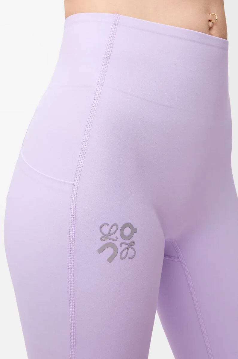 weiche bootcut-hose aus technischem jersey in flieder
