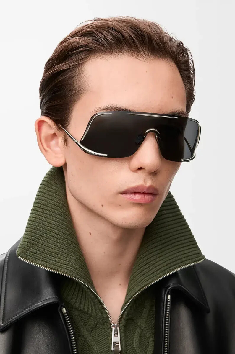 schutzmaske sonnenbrille rauch