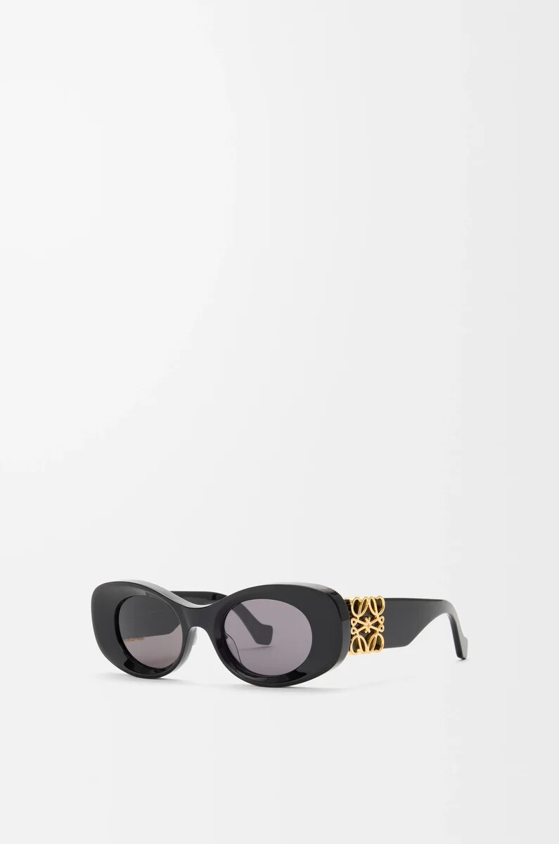 schwarze maxi-sonnenbrille mit abgeschrägter ovaler form und anagramm-design