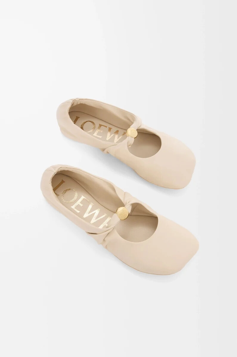 pebble soft ballerina aus nappa-lammleder dough