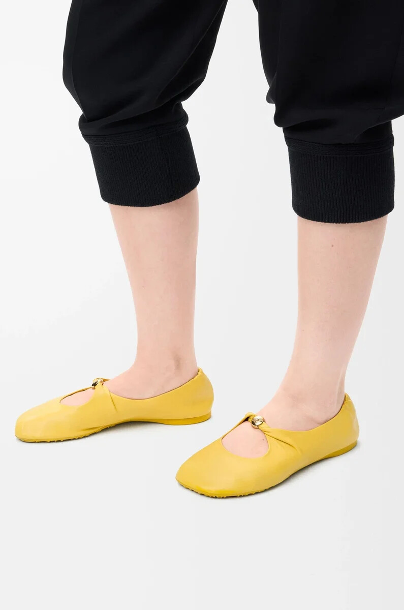 pebble soft ballerina aus nappa-lammleder dandelion