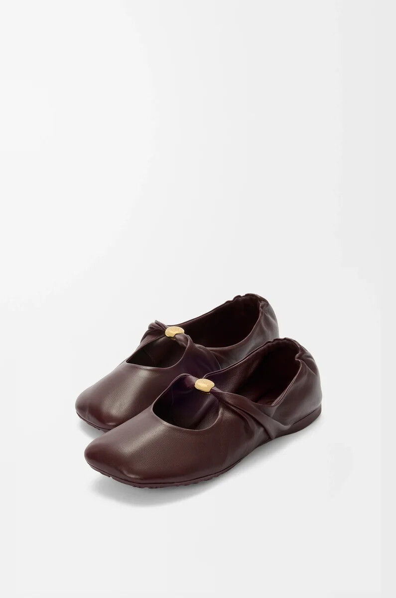 pebble soft ballerina aus burgunderrotem nappa-lammleder