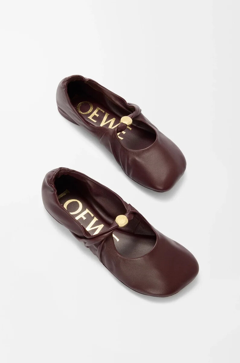 pebble soft ballerina aus burgunderrotem nappa-lammleder