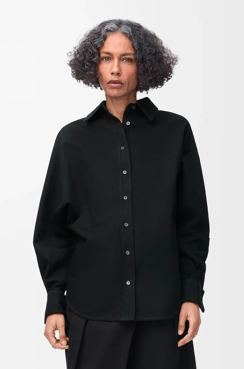 wickelhemd aus schwarzem denim
