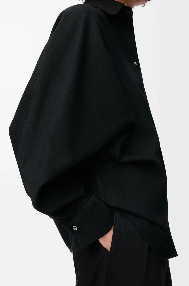 wickelhemd aus schwarzem denim
