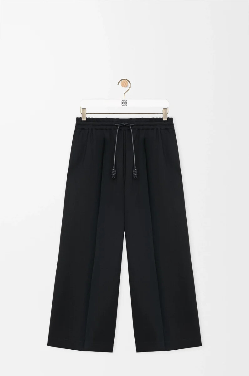 schwarze knöchellange hose aus stretch-viskose