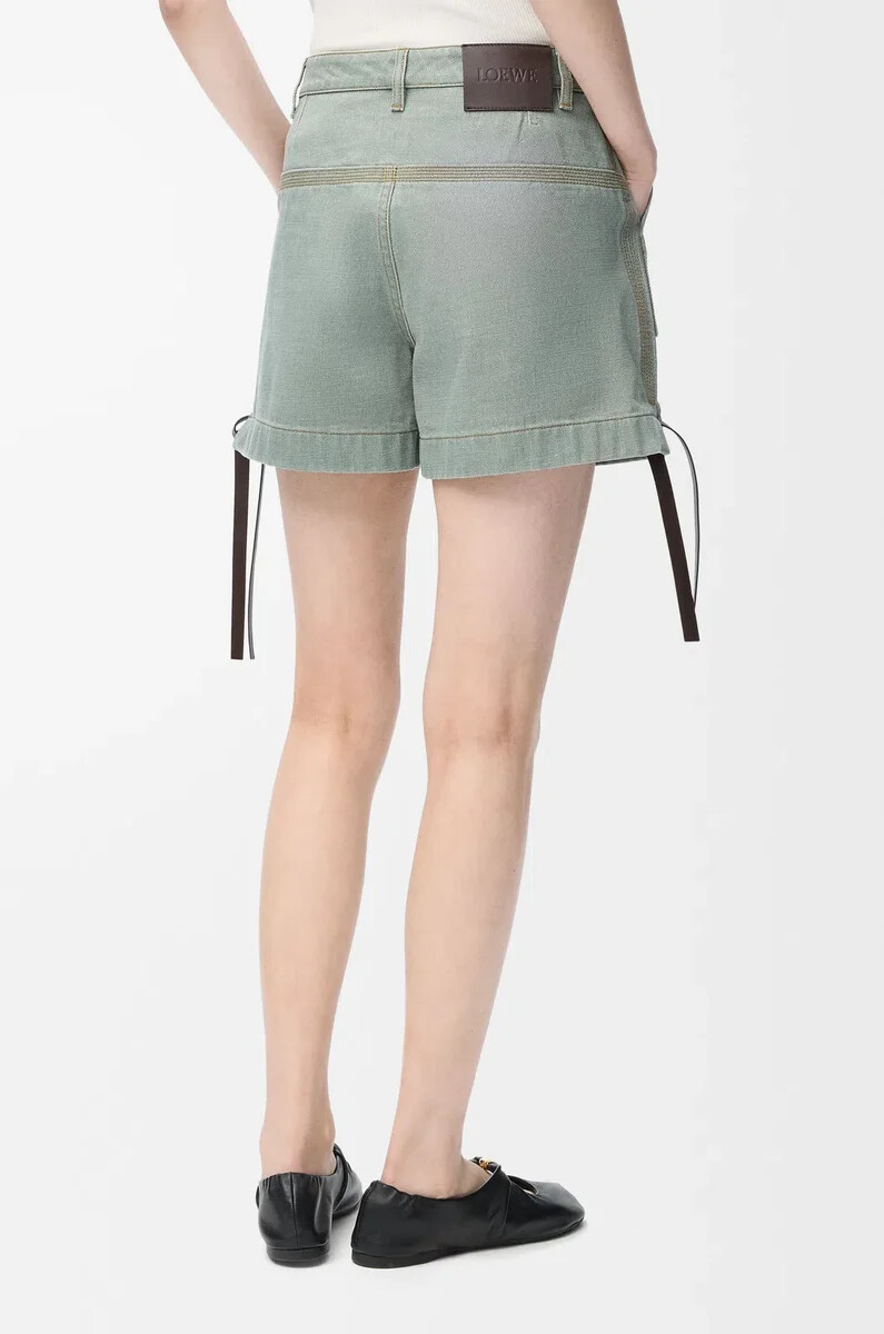 arbeitsshorts aus denim in khakigrün