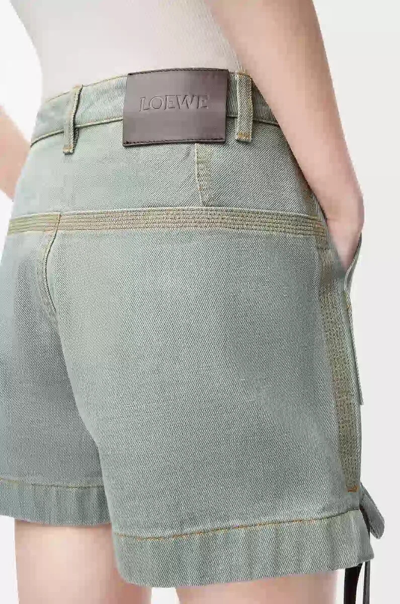 arbeitsshorts aus denim in khakigrün