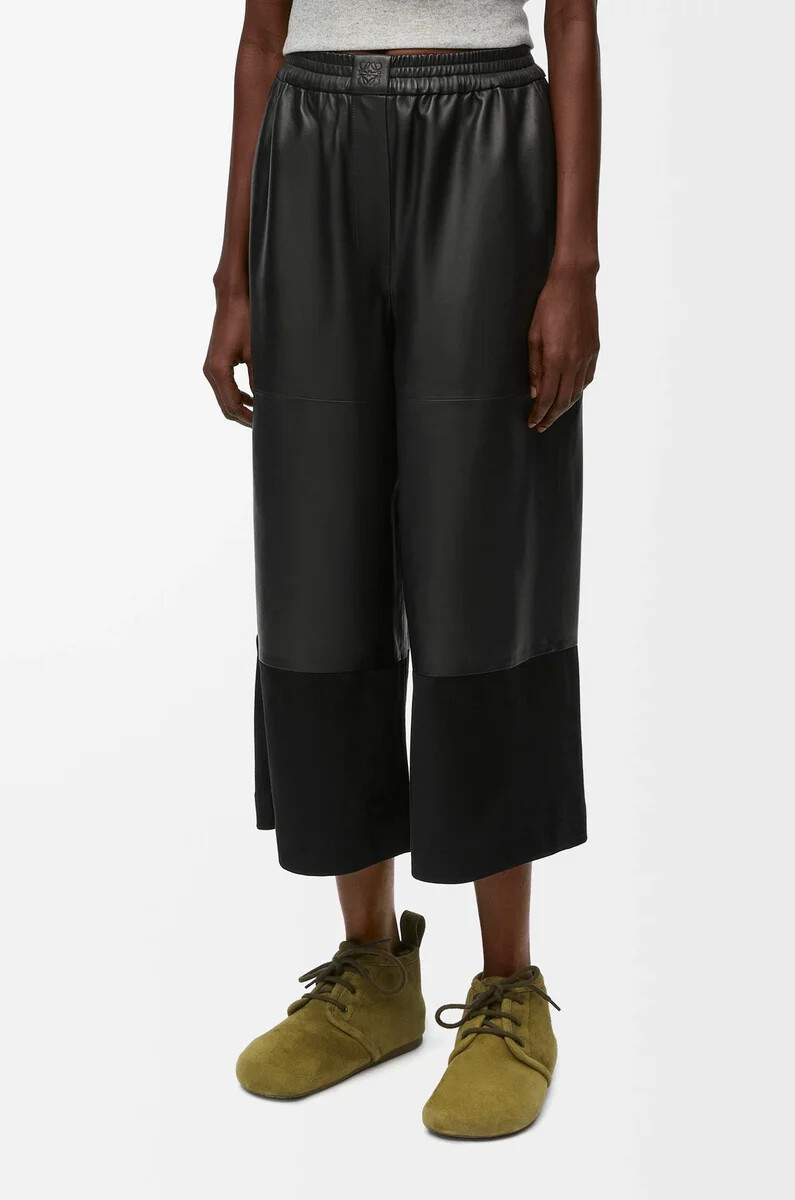 schwarze knöchellange hose aus nappa-lammleder und wildleder-ziegenleder