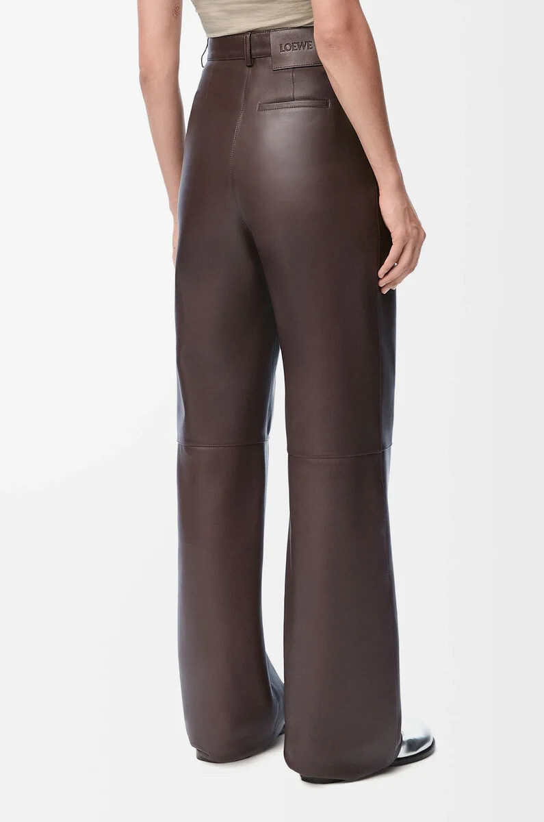 hose aus nappa-lammleder schokoladenbraun