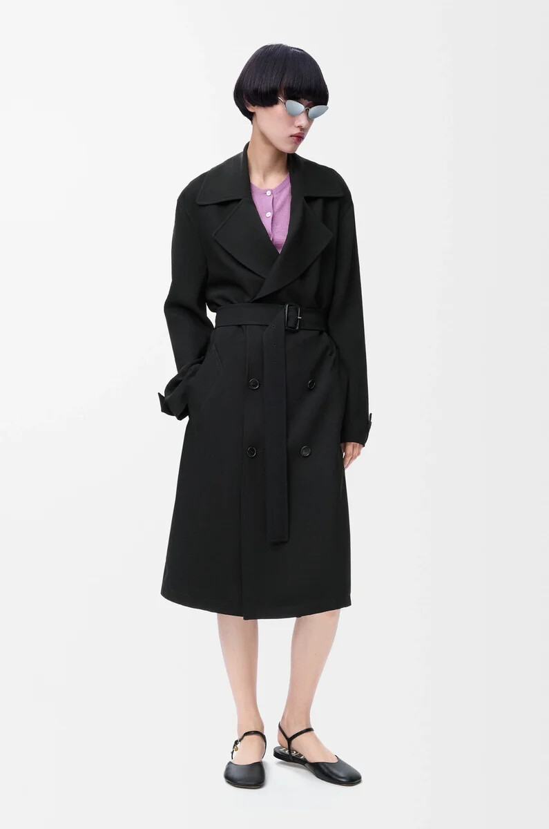 schwarzer trenchcoat aus stretch-viskose
