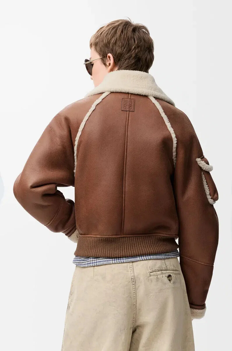 bomberjacke aus shearling braun