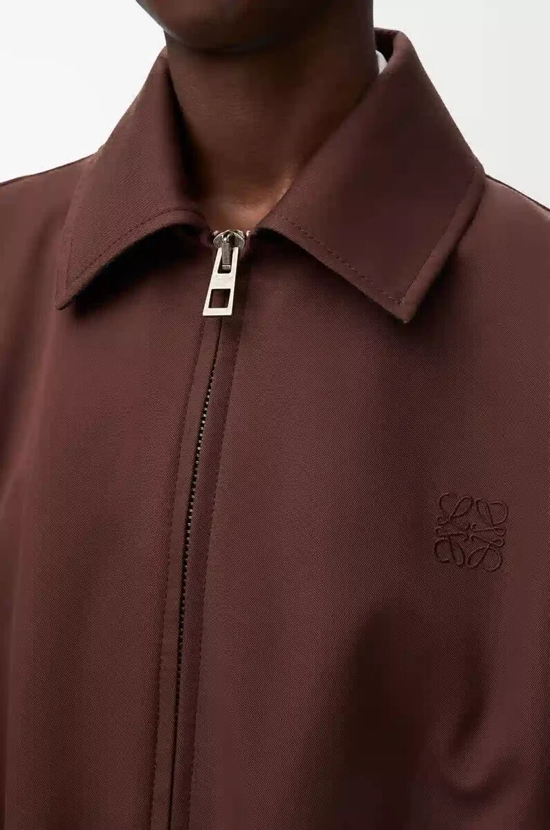 gürteljacke aus baumwolle und seide kaffee