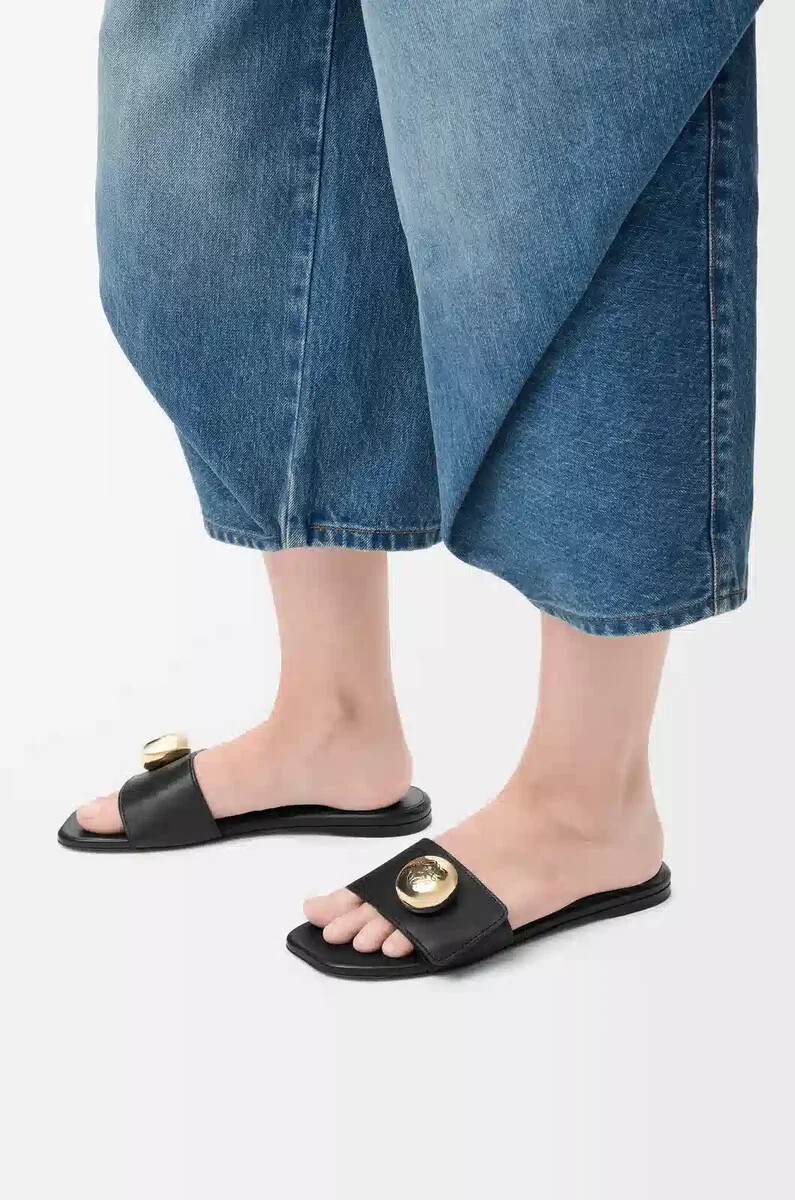 pebble-sandalen aus weichem kalbsleder schwarz