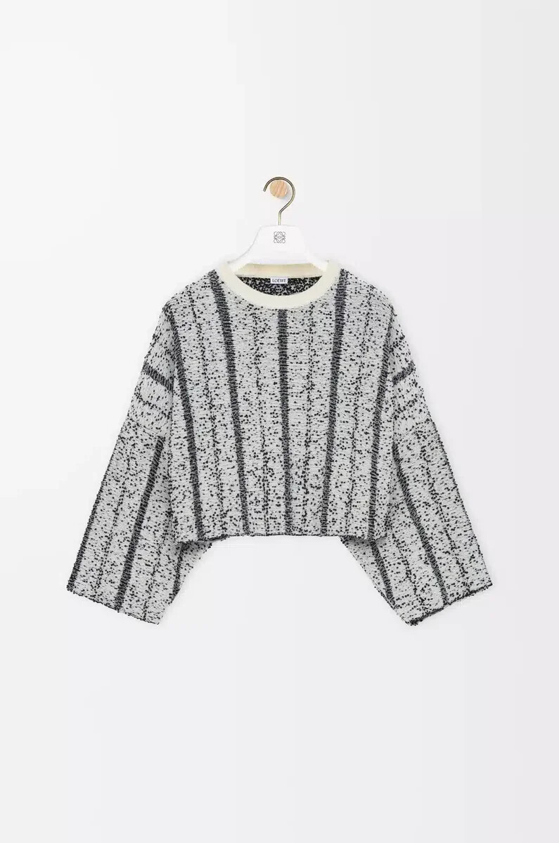 pullover aus wolle weißschwarz