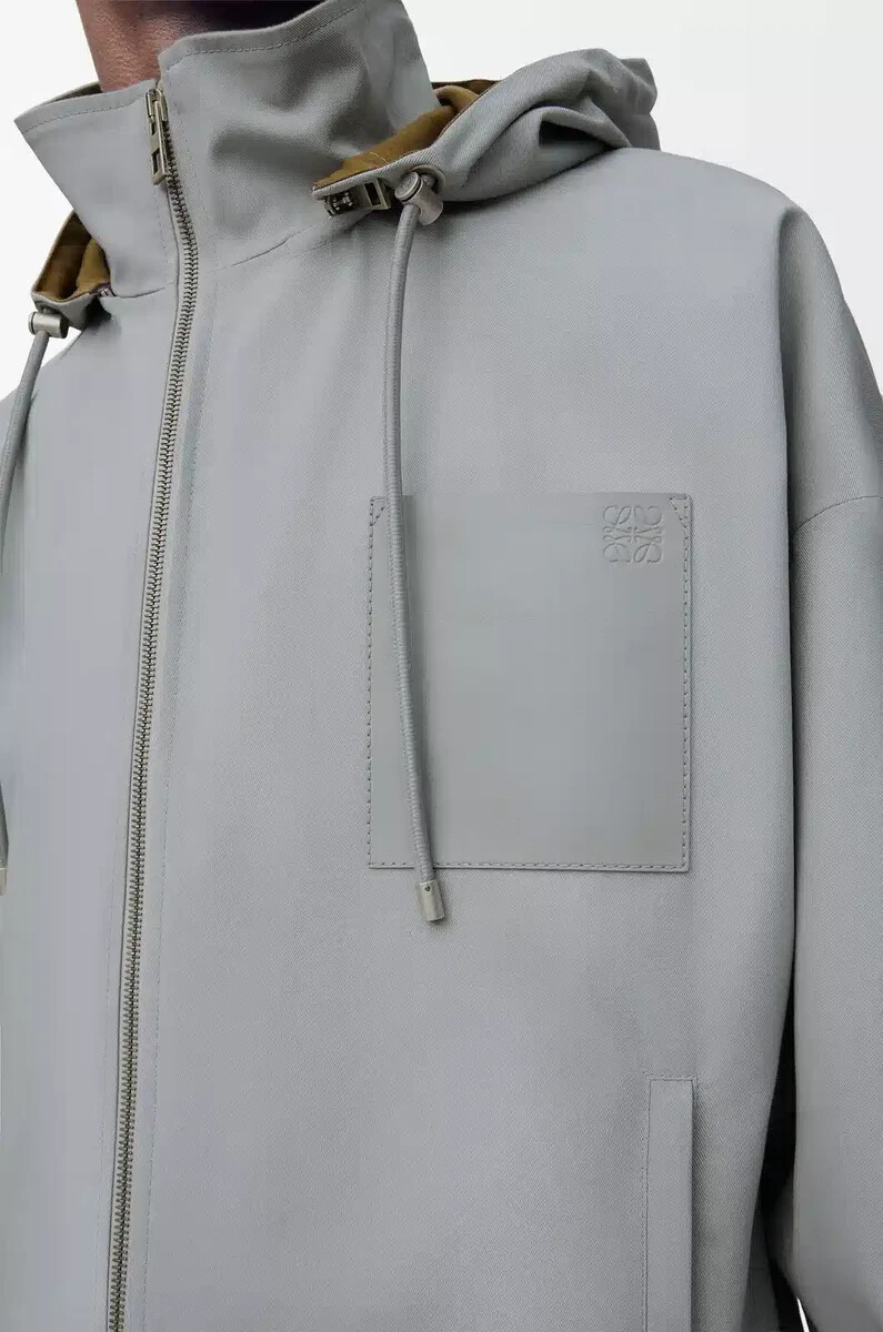 kapuzenjacke aus baumwolle hellgrau
