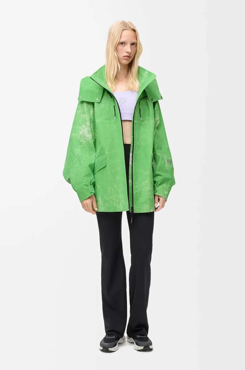 jacke aus beflocktem funktionsmaterial grün