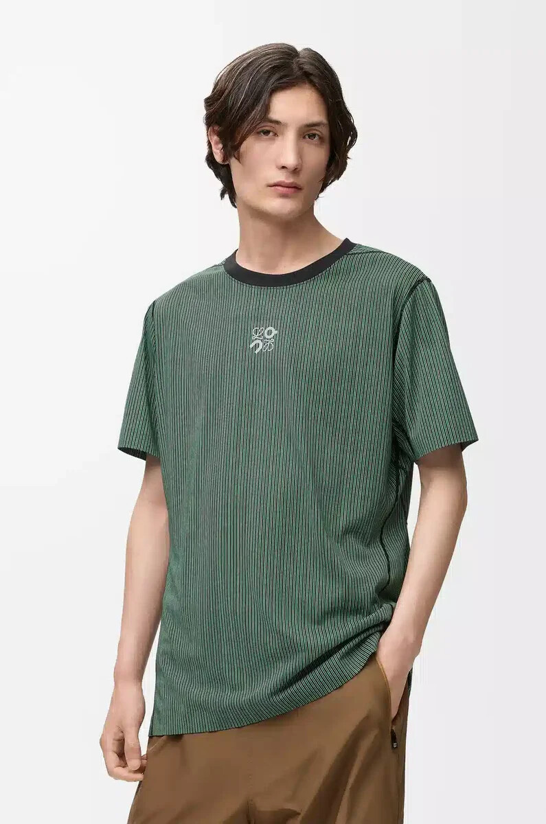 funktions-t-shirt aus jersey grünschwarz