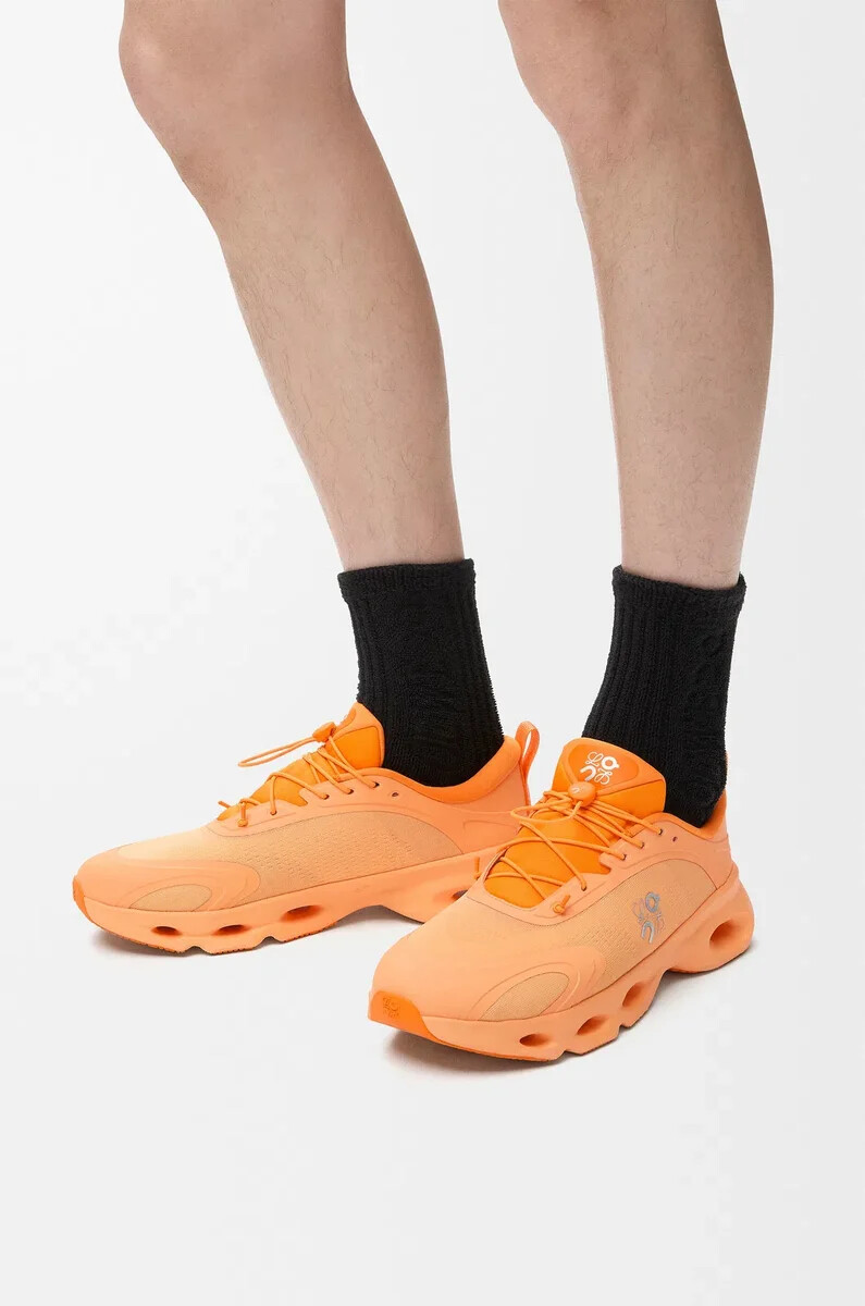 cloudsolo sneaker orange