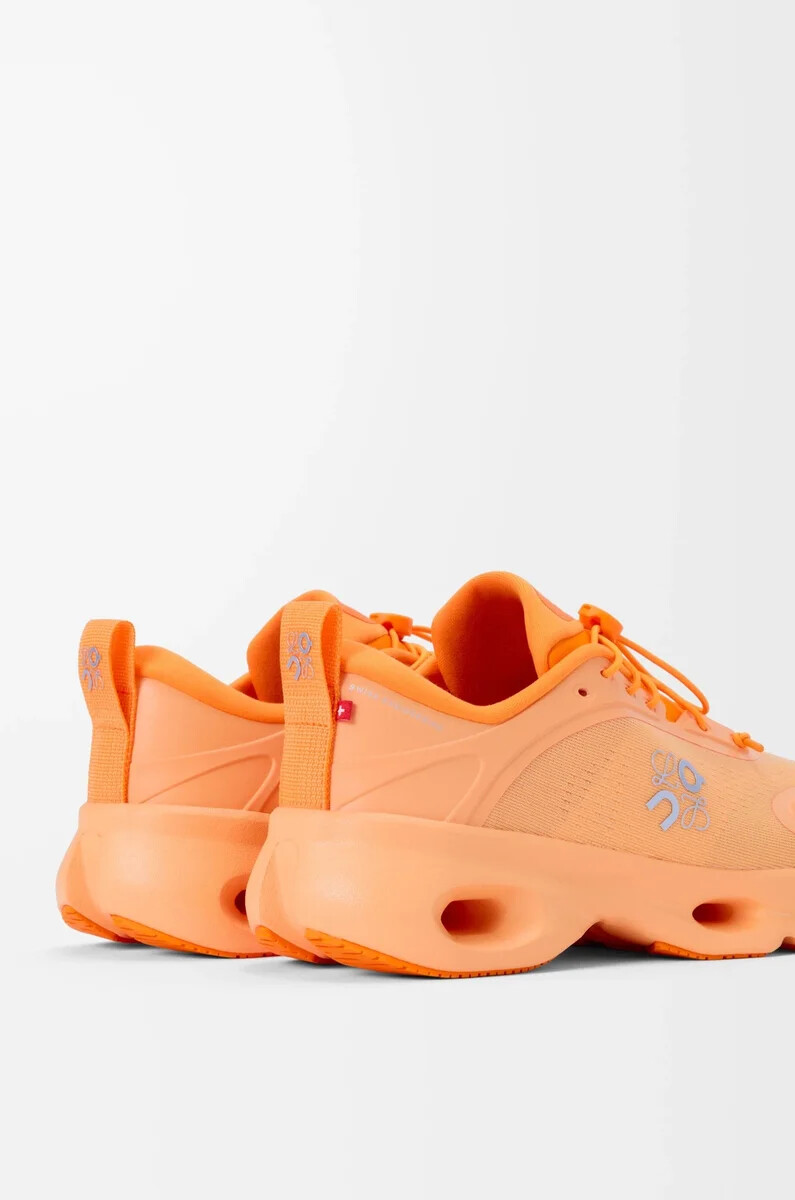 cloudsolo sneaker orange
