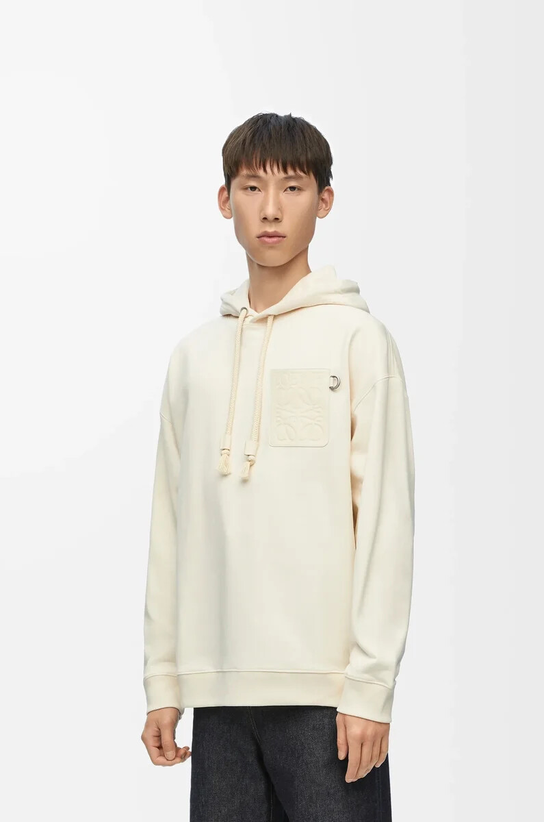 hoodie in lässiger passform aus baumwolle weißaschgrau