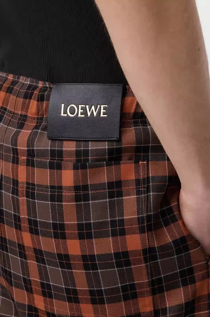 shorts aus wollmischung orangeschwarz