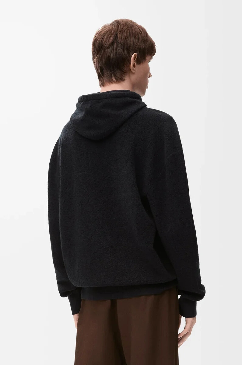 schwarzer wollhoodie