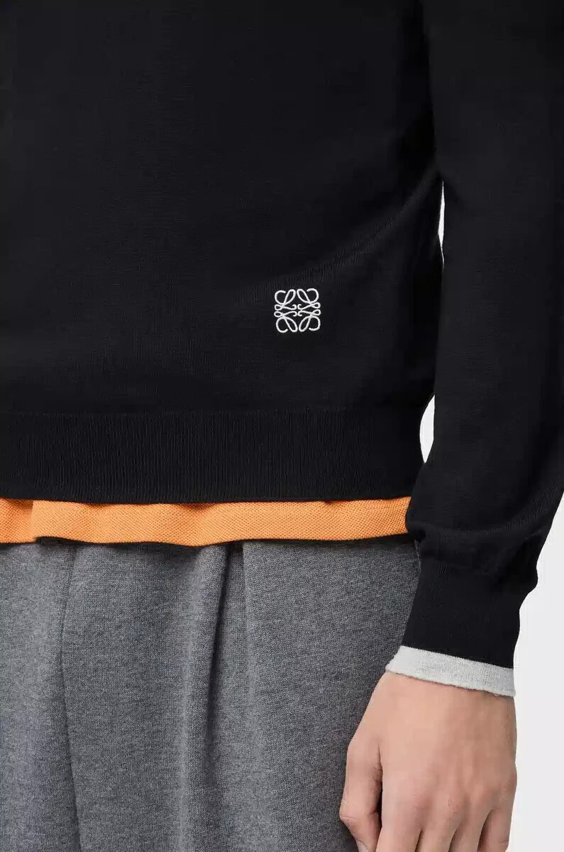 pullover aus wolle schwarzgrau